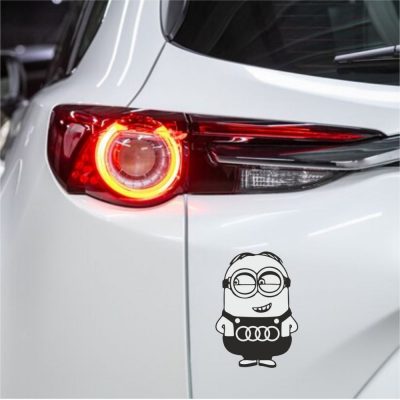 Autocolante minion Audi